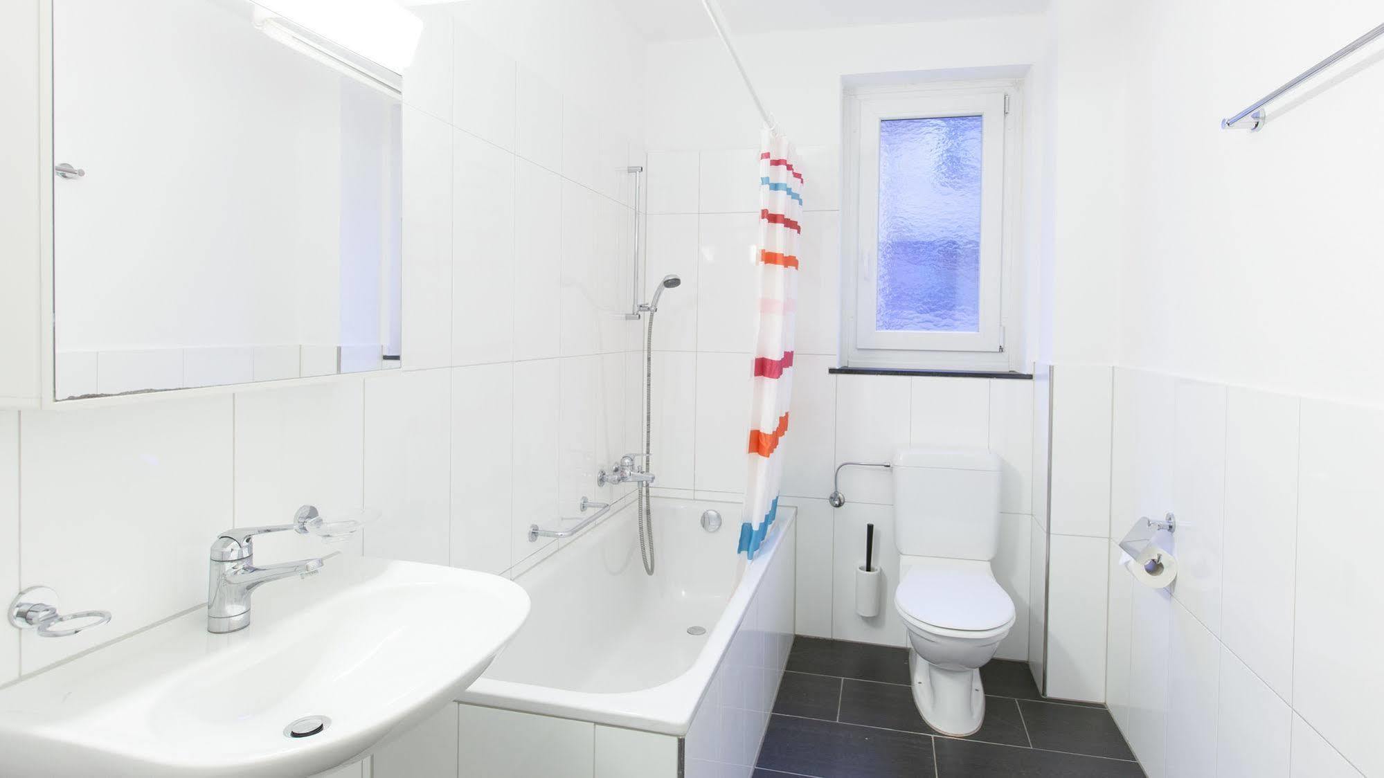 Apartments Swiss Star Universitaetstrasse Zurich Ngoại thất bức ảnh